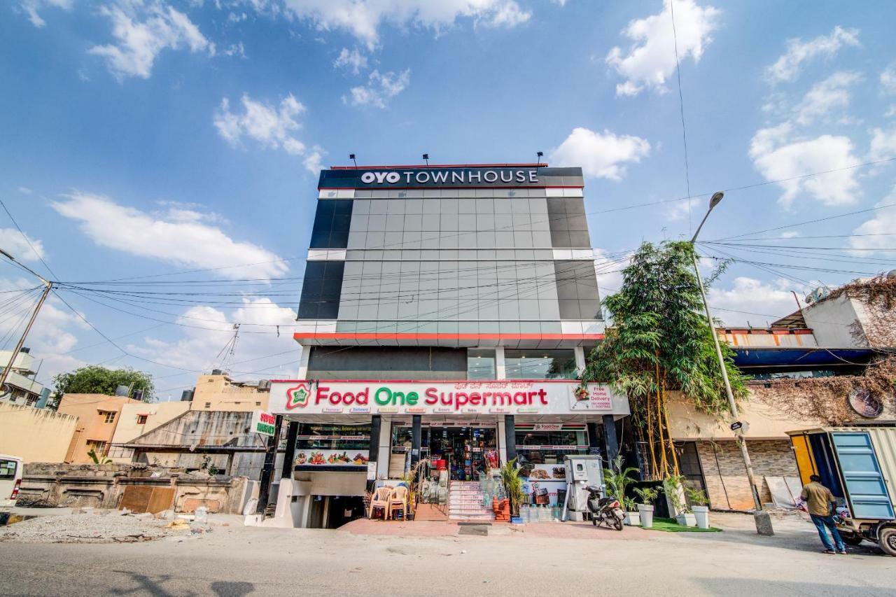Oyo Townhouse 104 Koramangala Maharaja Signal Hotel Bangalore Buitenkant foto